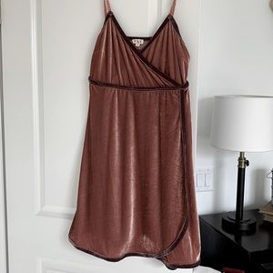 Blush / Mauve Velvet Dress, POL